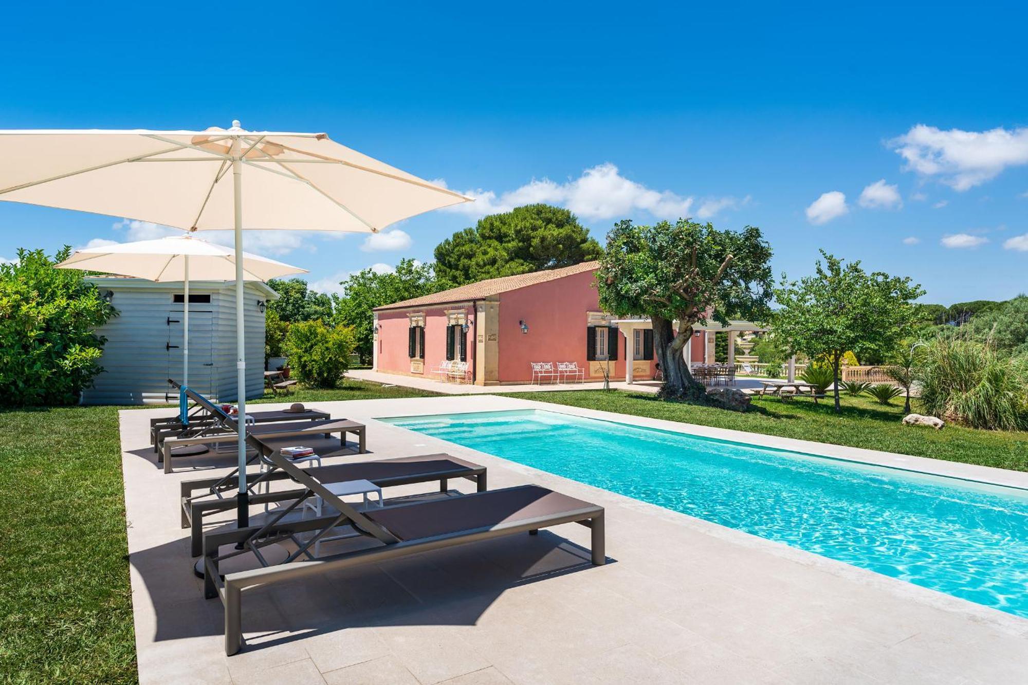 Gira Sole Villa Fontane Bianche Kültér fotó